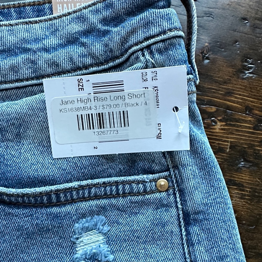 Kut from the Kloth Distressed Blue Jean Shorts Size 4 - Picture 7 of 11